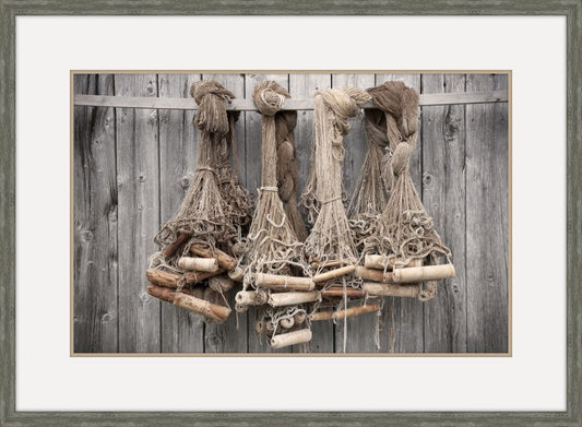 Nets with Handles