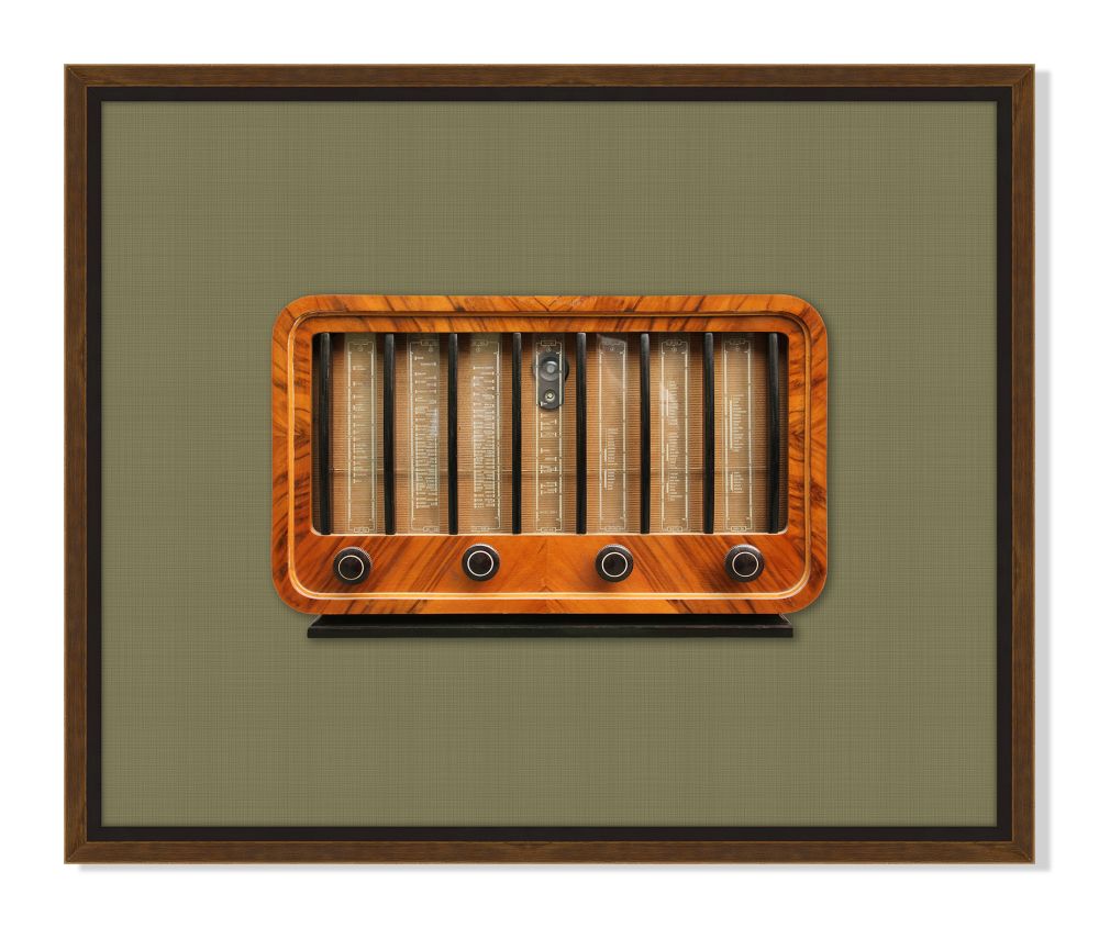 Vintage Radio in Green IV